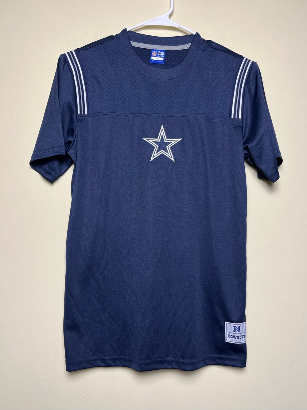NFL Dallas Cowboys Short Sleeve Performance Tee Jersey Navy Silver Size S